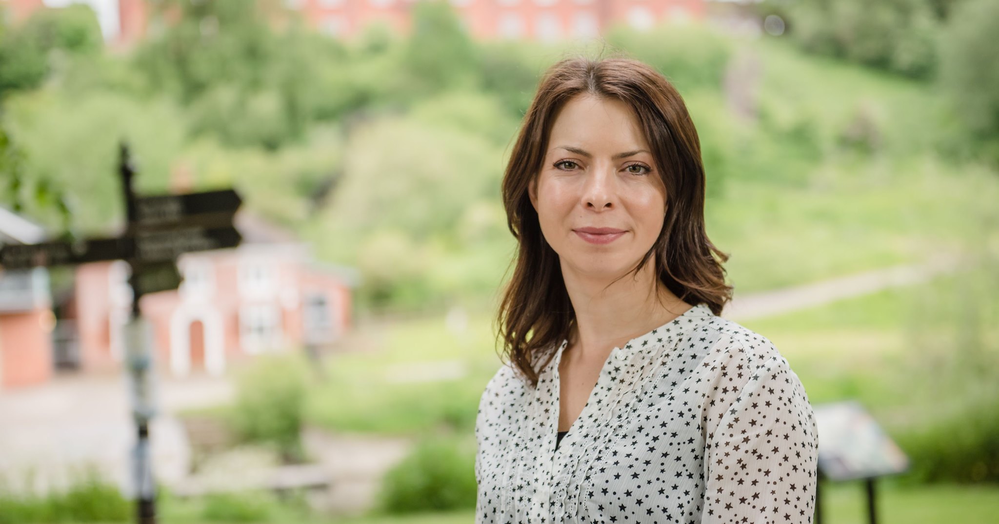 Dr Lisa Williams The Autism Service