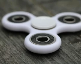 Fidget spinner